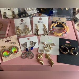 ✨ 7 pairs of earrings bundle !! ✨💕